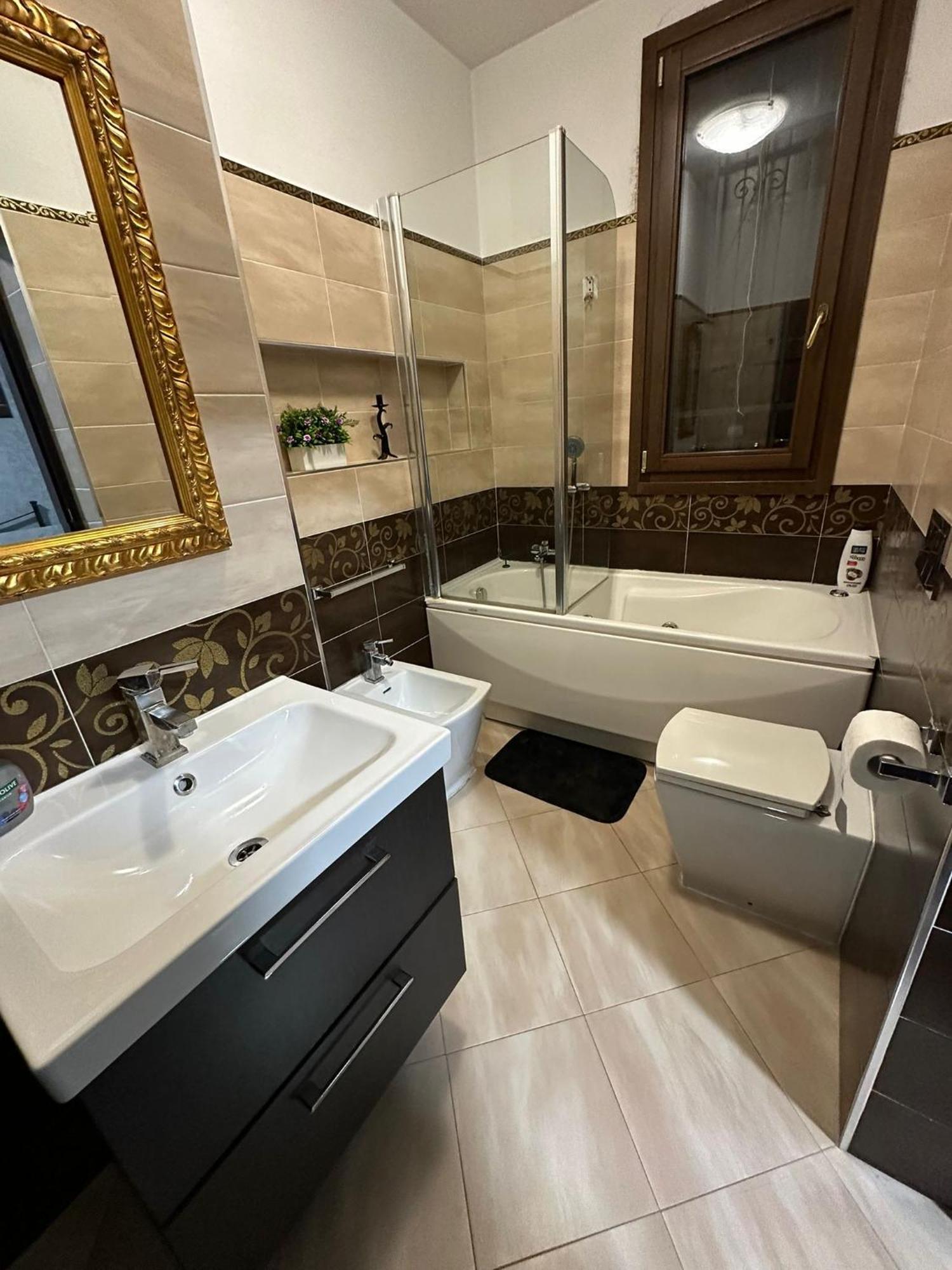 B&B Le Palme Castel Maggiore Ngoại thất bức ảnh